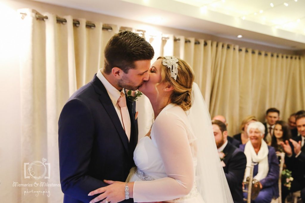 trevenna barns cornwall wedding photographer