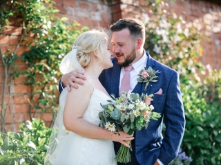 Upton Barn &amp; Walled Garden Wedding Photographer